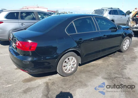 2013 Volkswagen Jetta 2.0L S из США, поврежденный, VIN 3VW2K7AJ7DM383132